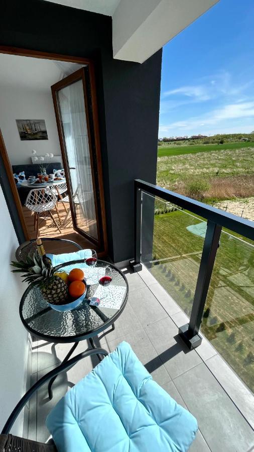 サルビノボBlu Baltyk Apartamentアパートメント エクステリア 写真